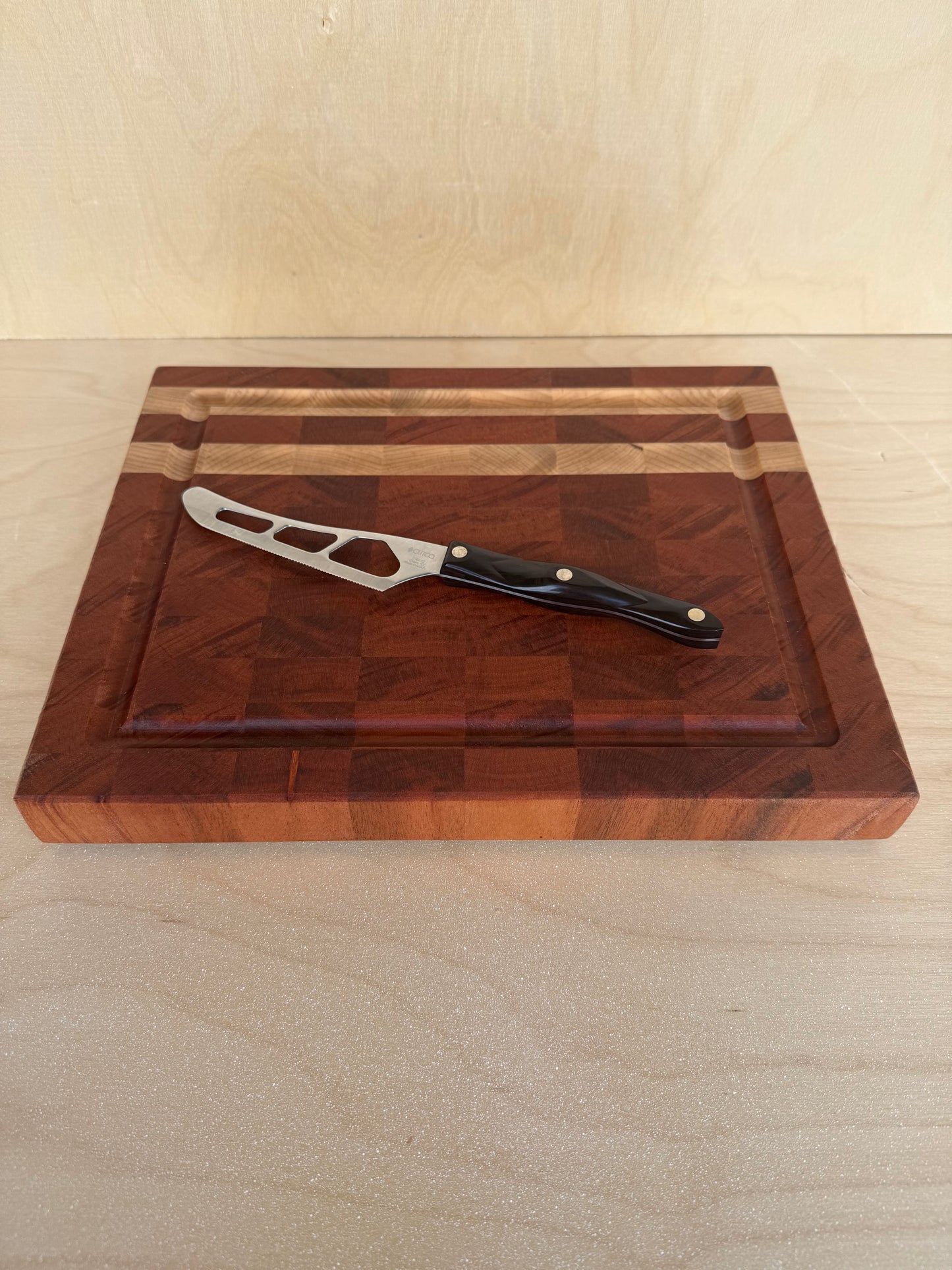 Sapele & Maple Endgrain Cutting Board 11x14x1.5" W/ Juice Groove