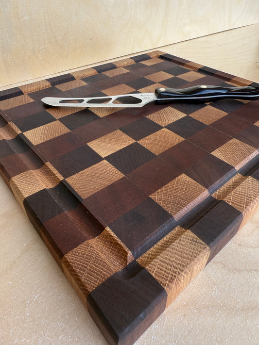 Walnut/Sapele/White Oak Endgrain Cutting Board 12.5 x 13.5 x 1 "  w/ Juice Groove